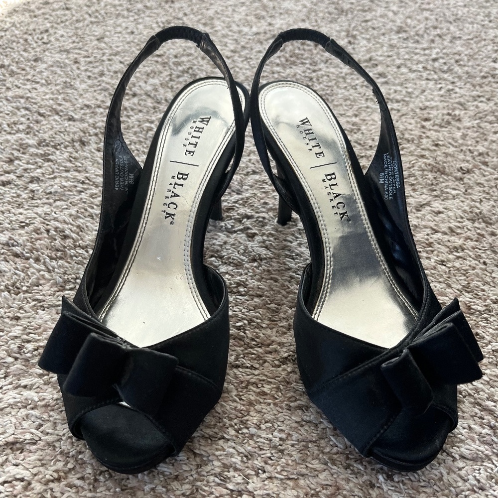 White House Black Market Contessa Pumps
